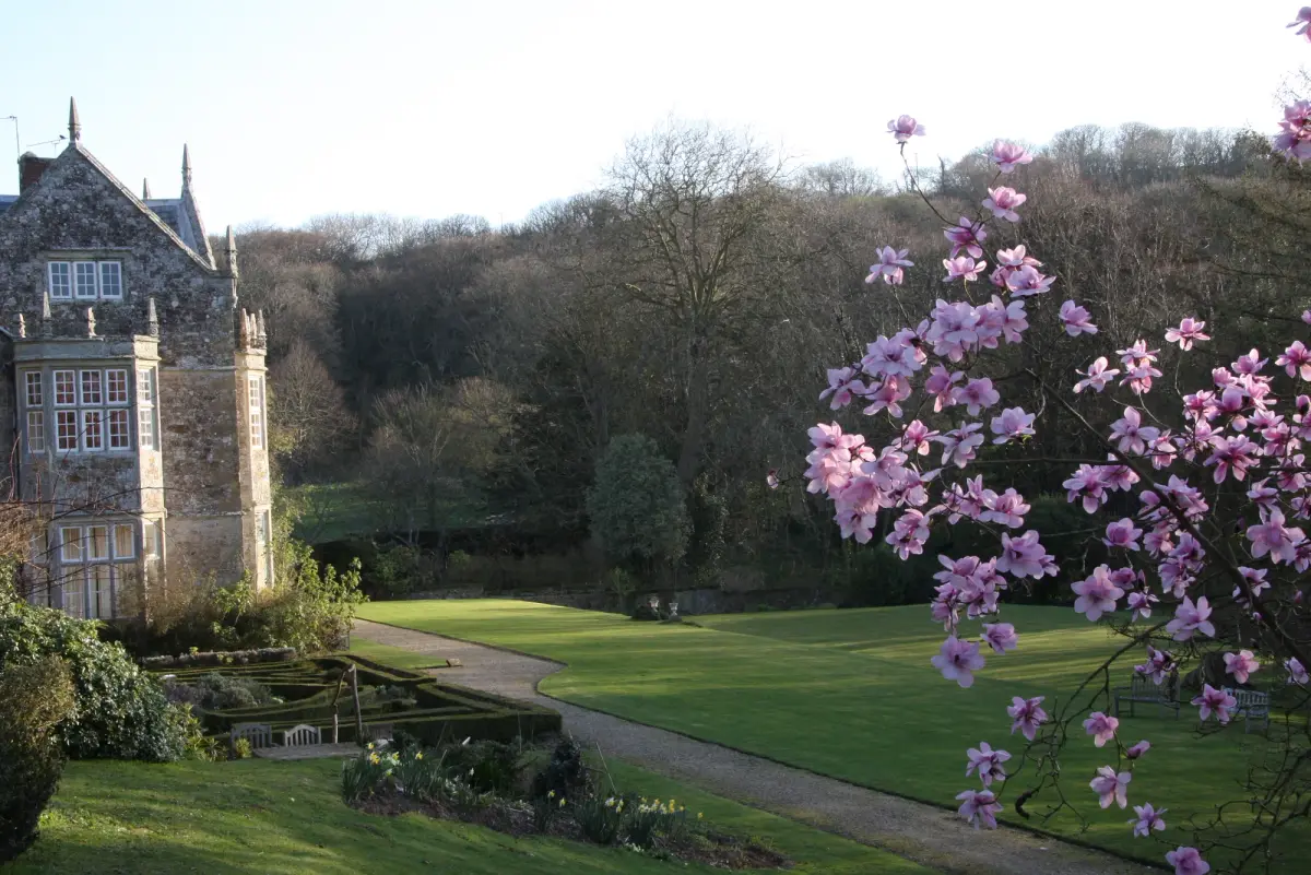 Northcourt, manor house in South East England