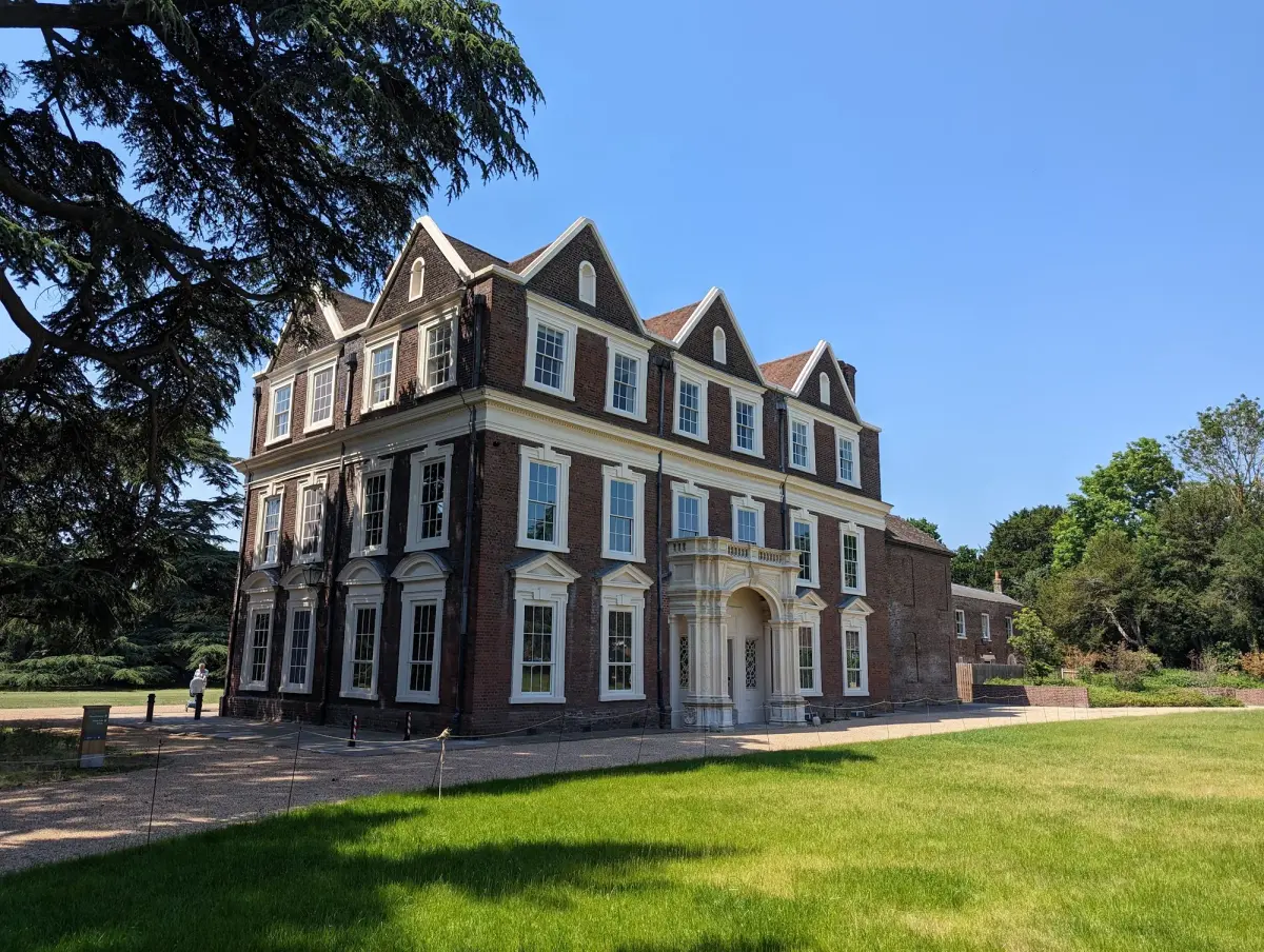 Boston Manor House, manor house in Hounslow