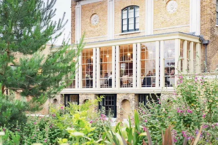 Pitzhanger Manor & Gallery, gallery in Ealing