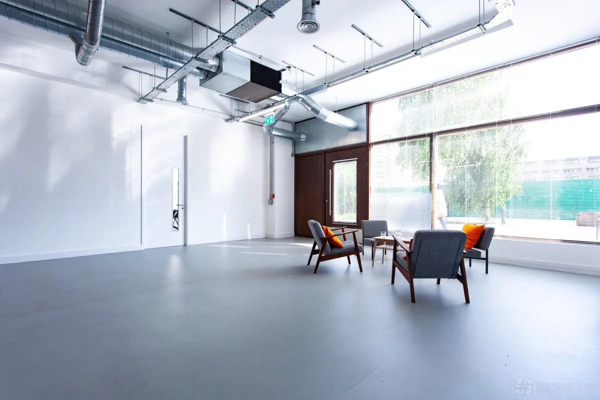 Hackney Showroom, Hackney