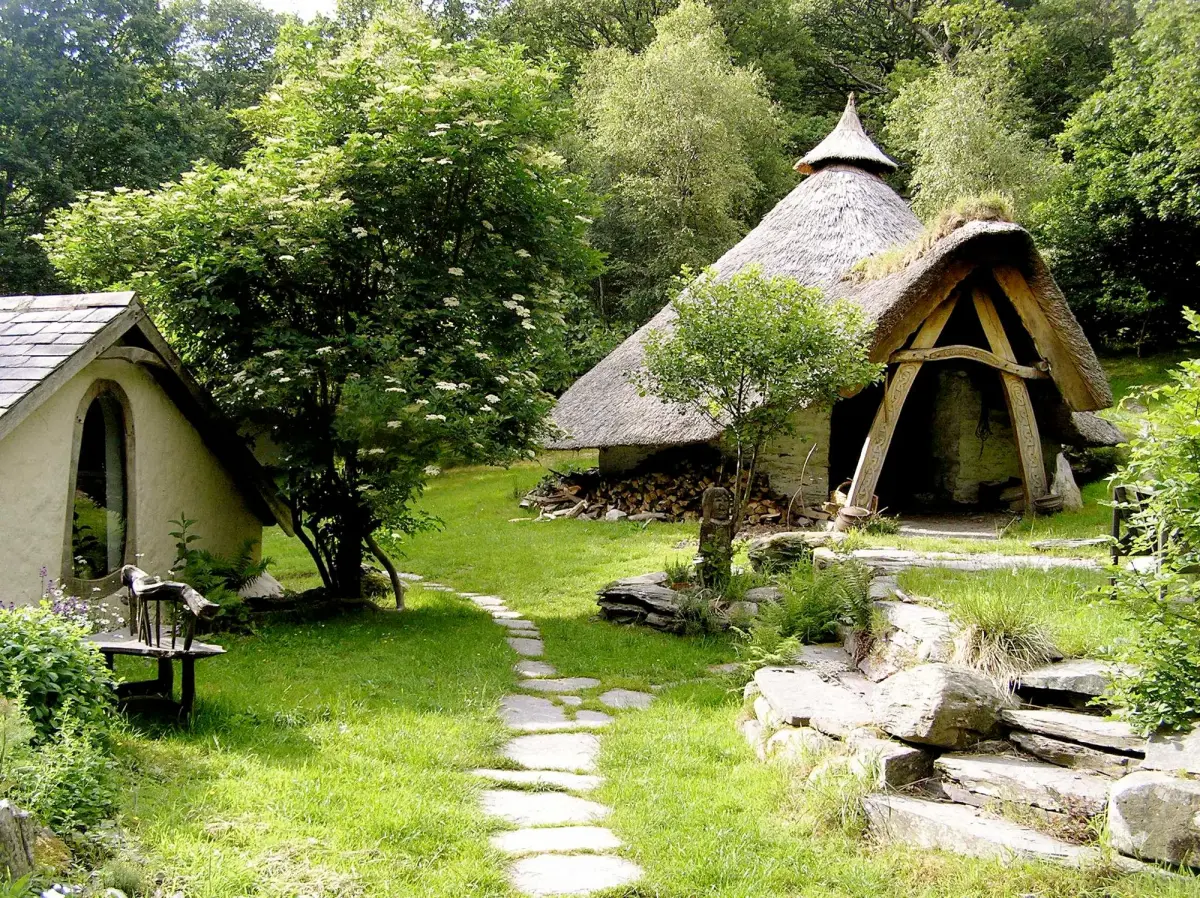 Cae Mabon, retreat house in Wales