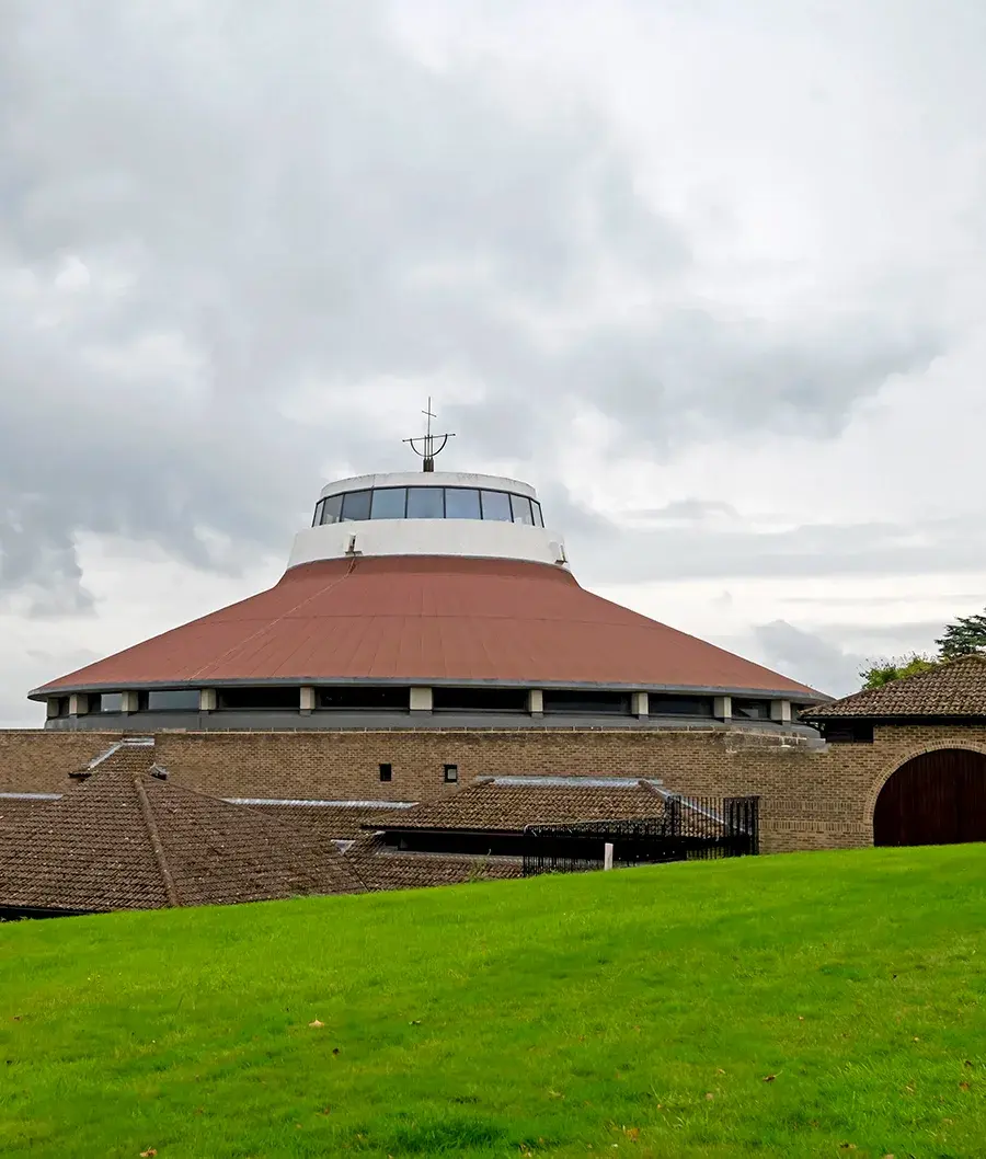 Worth Abbey Retreat Centre, retreat house in Sussex
