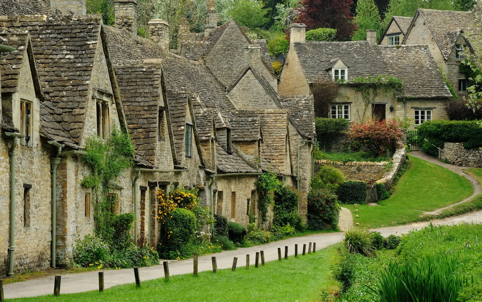 Arlington Row, a terrace of Cotswold stone cottages in Bibury