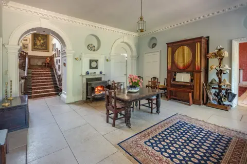 Northcourt, manor house in South East England