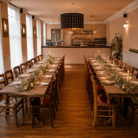 The Bull, Wanstead, pub with a function room in Redbridge