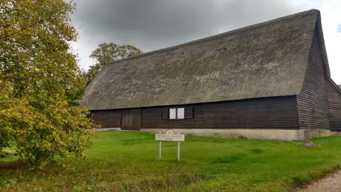 Rushall Farm Black Barn, barn in South East England