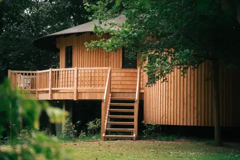 Fair Oak Farm, farm in Sussex