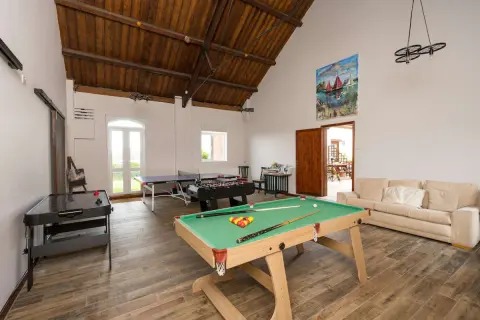 Hall Farm Cottages, farm in Norfolk
