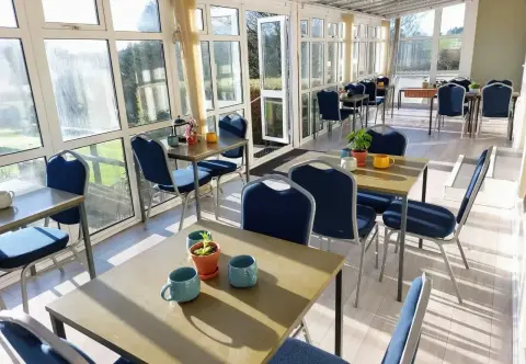The Greenhouse at Barnes Close, retreat house in The Midlands
