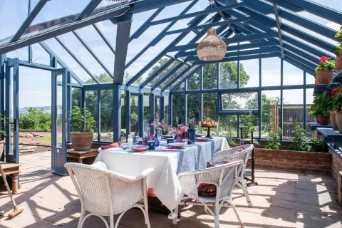 Wern-y-Cwm (Wonderful Escapes), farm in Wales