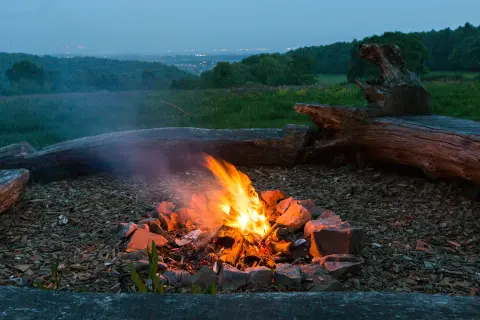 Penhein Glamping, farm in Wales
