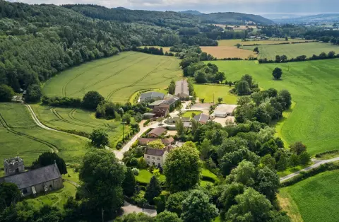 Eaton Manor, farm in The Midlands