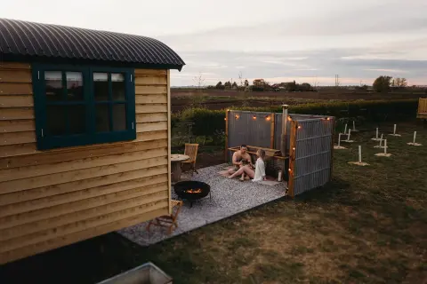 Willow Grange Farm (Fenland Retreats), farm in East of England