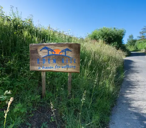 Eden Rise Retreat Venue, barn in Devon