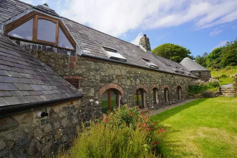 Ffald y Brenin, retreat house in Pembrokeshire