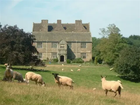 Treowen, manor house in Wales