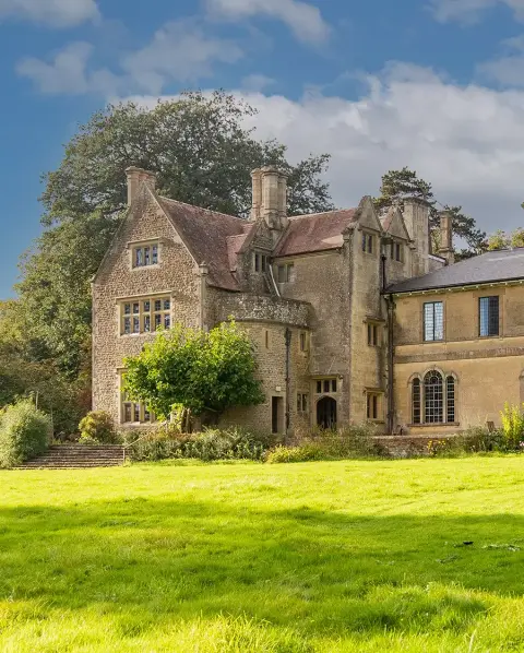 Cleeve House, manor house in Wiltshire