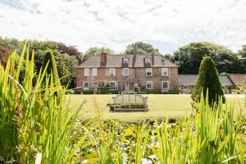 Solton Manor, manor house in Kent