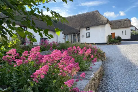 Sheldon, retreat house in Devon