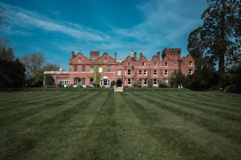 Gaunts House, manor house in Dorset