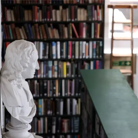 Highgate Literary & Scientific Institution, members’ room in Camden
