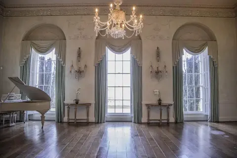 Kelmarsh Hall, manor house in The Midlands