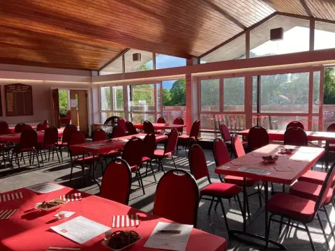 Kingston Rowing Club, members’ room in Kingston upon Thames