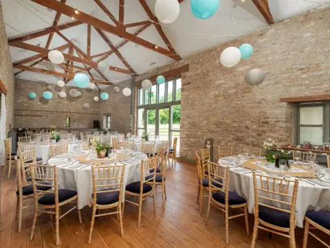 Folly Farm Centre, farm in Somerset