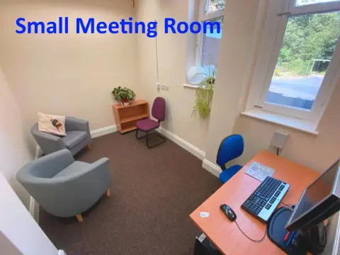 EcoLocal Garden Hall, garden in Sutton