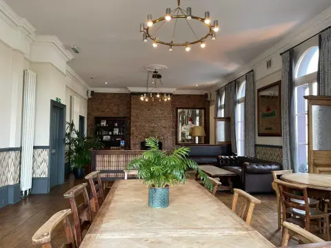 The Brownswood, pub with a function room in Hackney