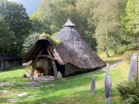 Cae Mabon, retreat house in Wales