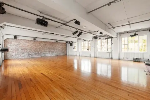 Chisenhale Dance Space, dance or yoga studio in Tower Hamlets